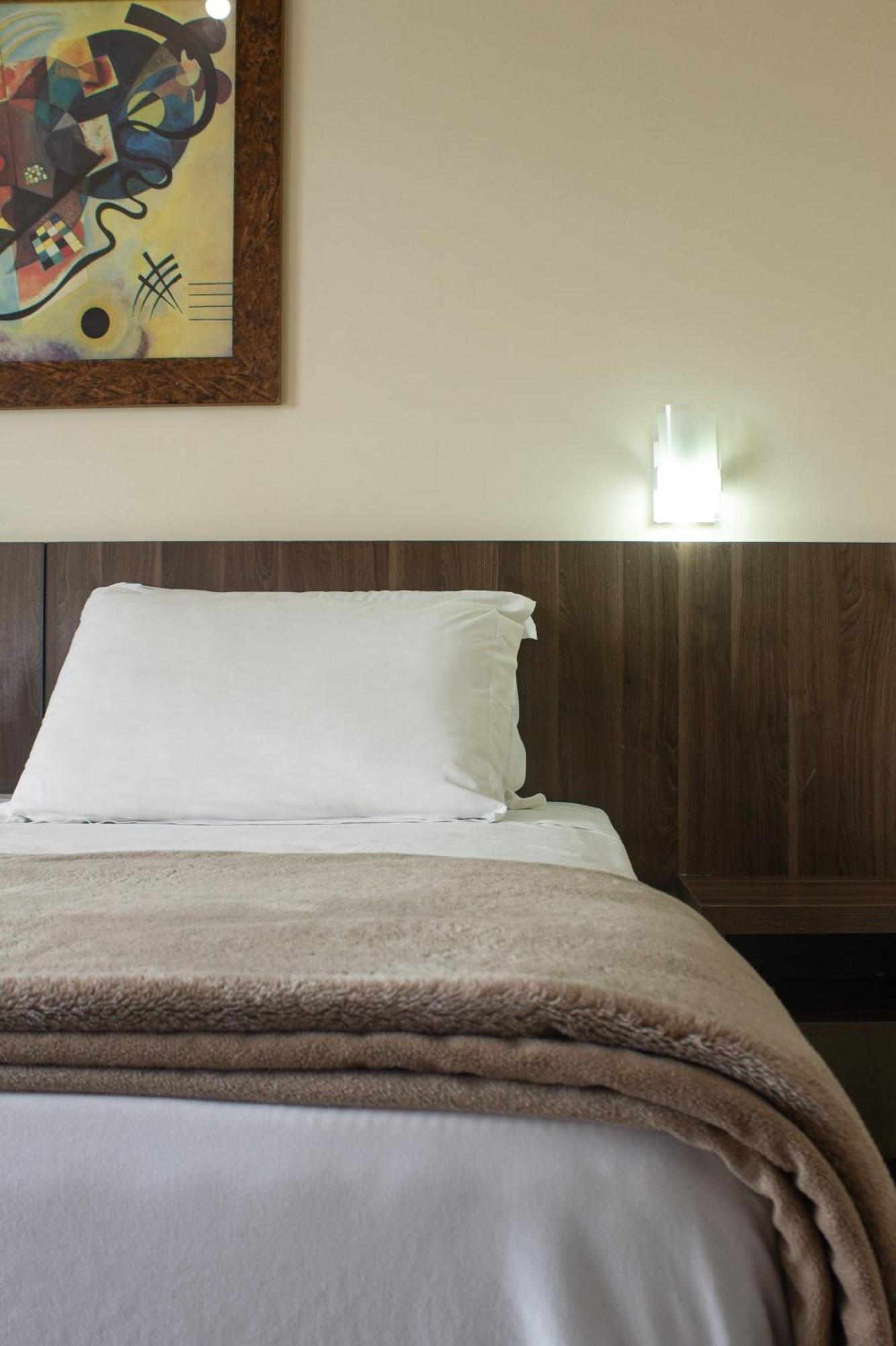 Hotel Cavera Alegrete Luaran gambar