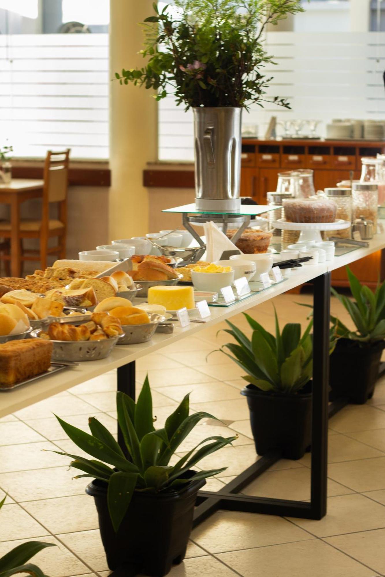 Hotel Cavera Alegrete Luaran gambar