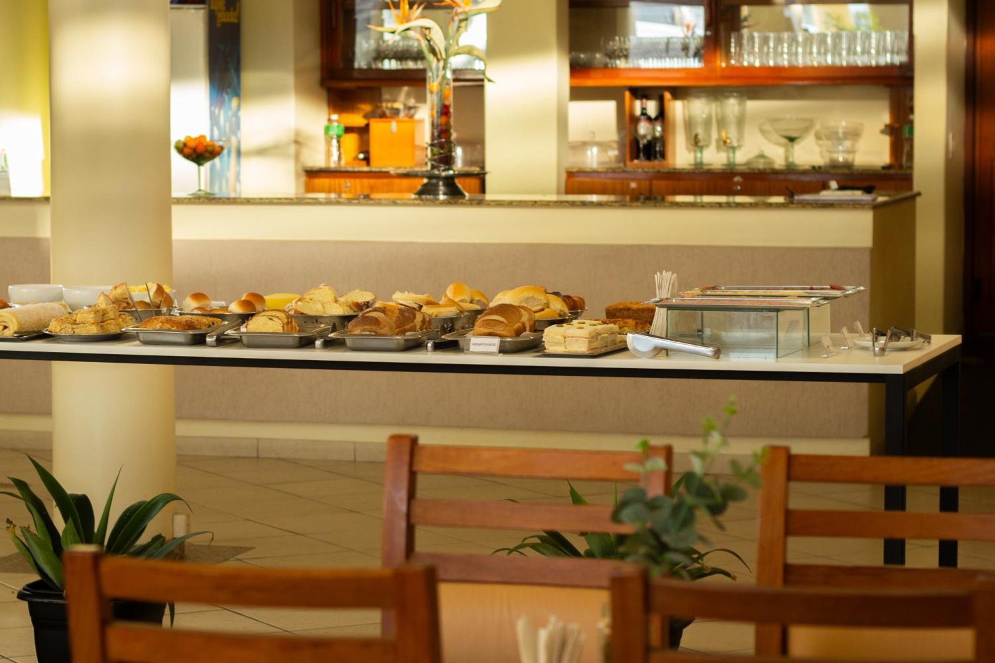 Hotel Cavera Alegrete Luaran gambar